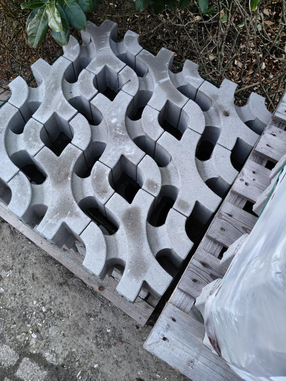 Gras betonblokken marlux virage