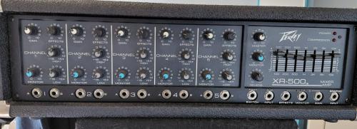 Peavey XR - 500 powermixer met speakers