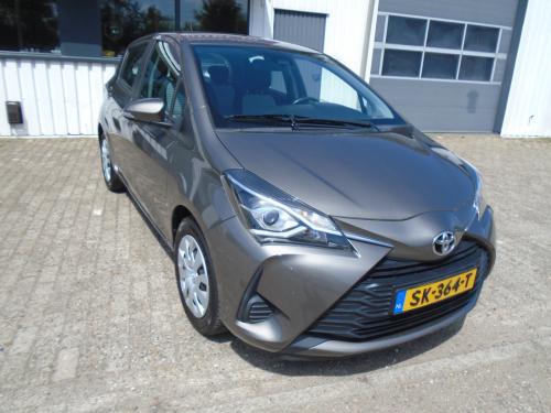 Toyota Yaris 1.0 ECC