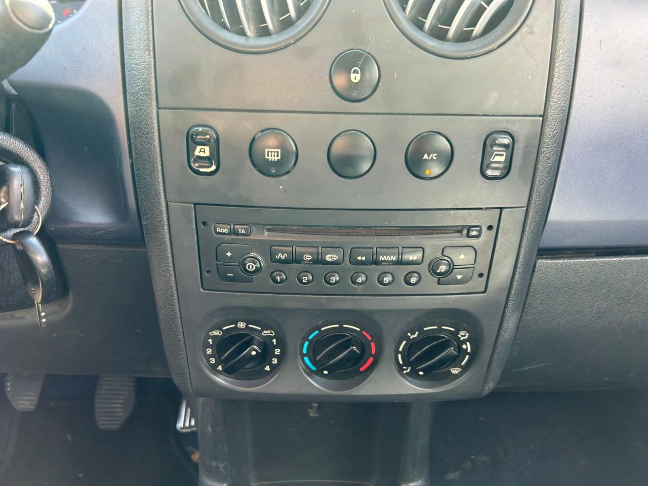 Citroen Berlingo 1.6i Multispace Nouvelles Frontières APK / AIRCO / BENZINE