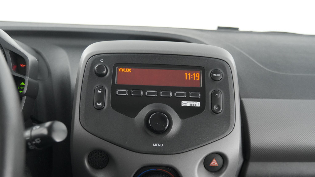 Peugeot 108 1.0 e-vti active | airco | allseasonbanden | elektrische ramen 