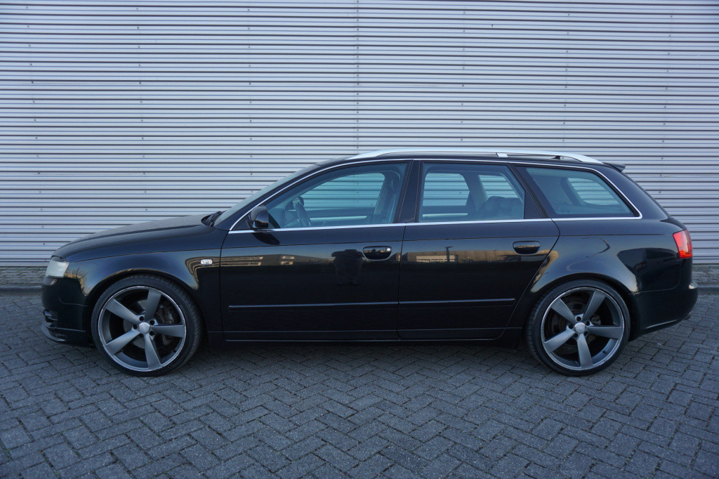 Audi A4 avant 3.2 fsi quattro pro line airco / cruise / navi / trekhaak / p