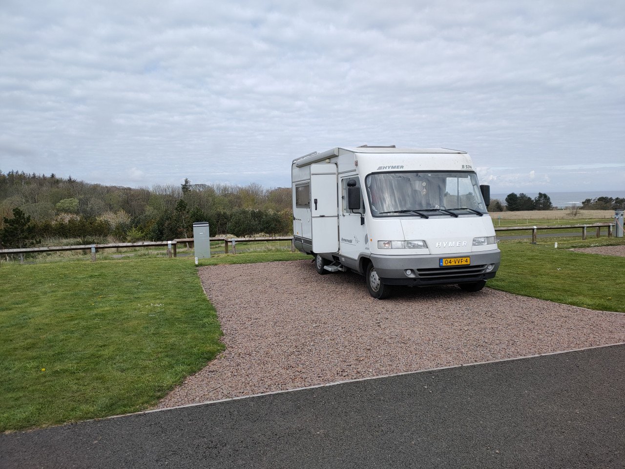 Hymer Camper B574