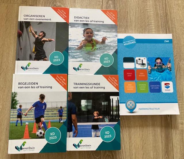 Te koop: studieboeken CIOS - sport en beweging