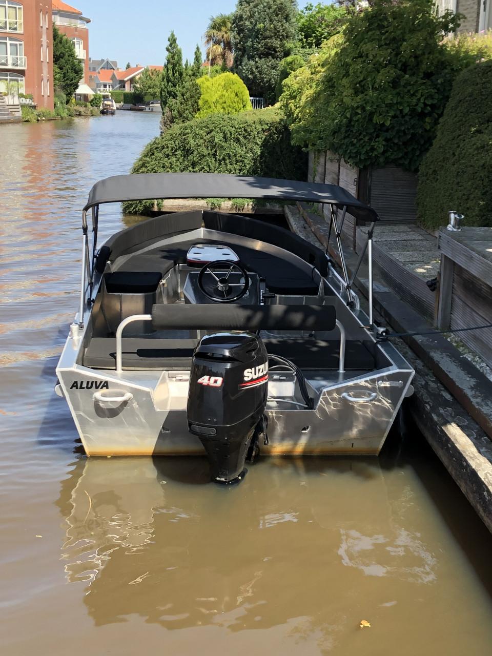 Aluva sloep Suzuki 60pk incl trailel  SL750