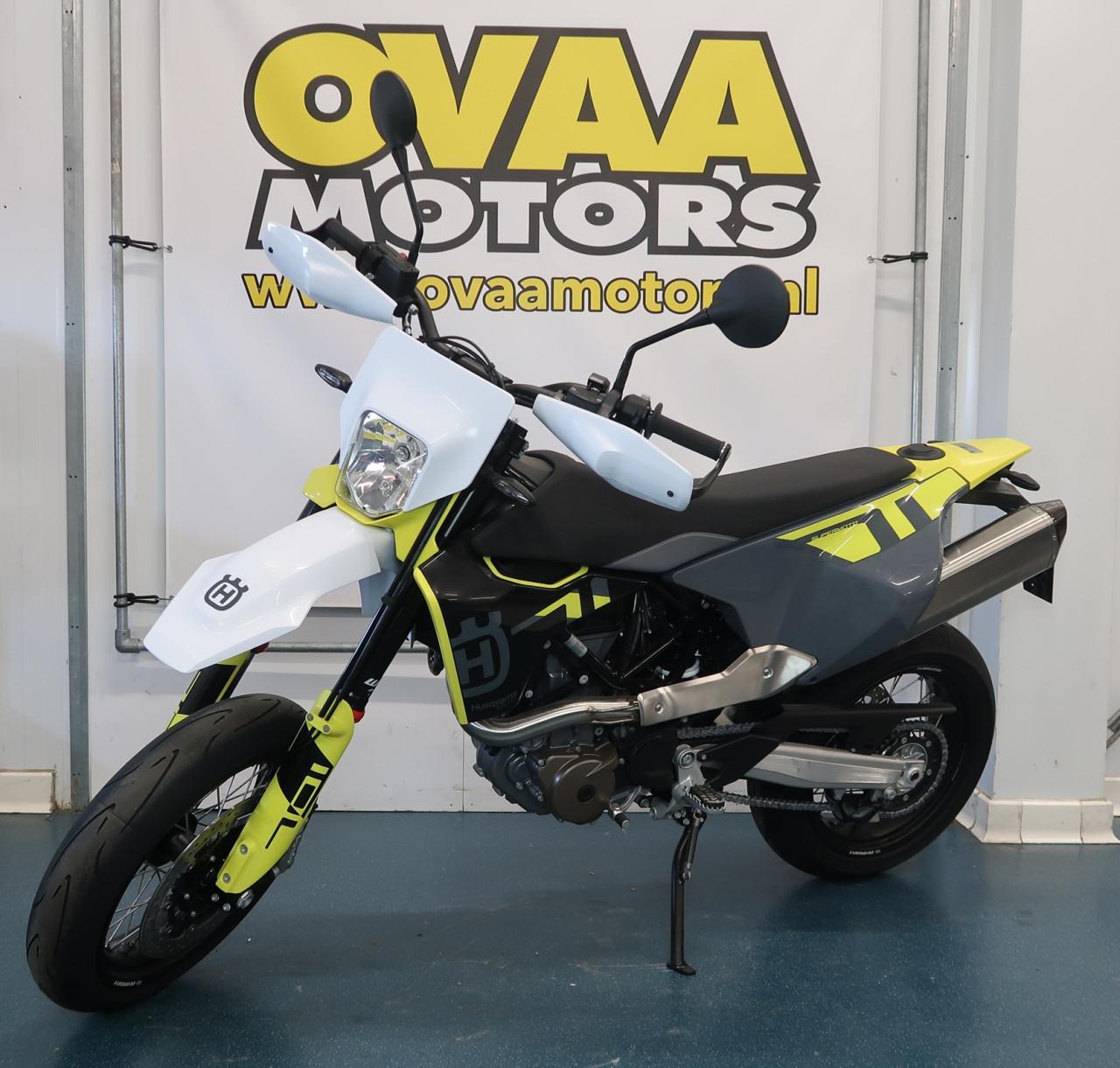 Husqvarna 701 Supermoto NIEUW aanbieding!