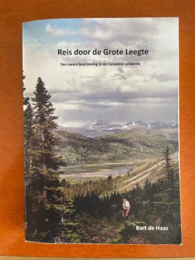 Boek: reis door de groote leegte