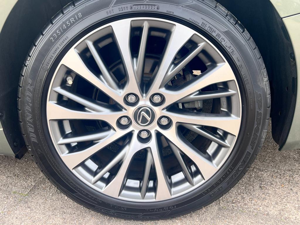 Lexus Es 300h luxury line , elektrisch panodak enz..