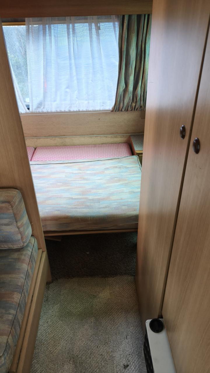 ADRIA UNICA 4153 ce 1990 bj VASTBED TREINZIT