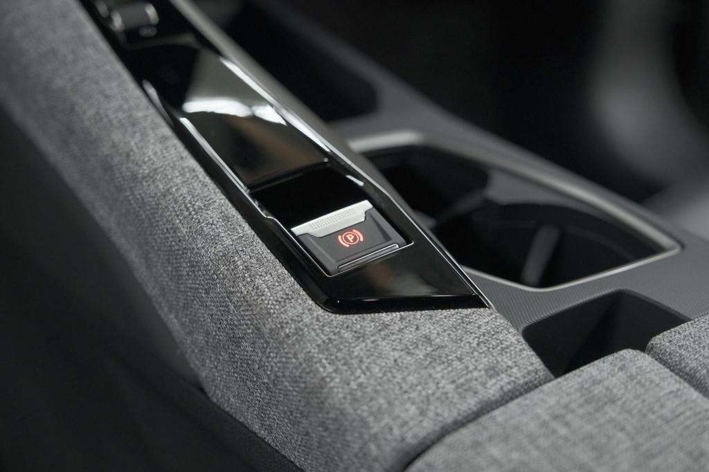 Peugeot 5008 1.2 hybrid 136 e-dcs6 allure | 7 zitplaatsen | camera | stoelv