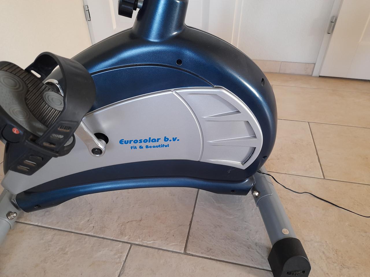 Hometrainer (in goede werkende staat)