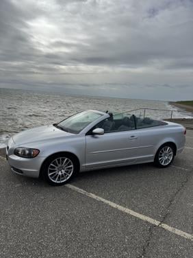 Volvo C70 2.4i Momentum Automaat | 2007 | 127.000 km | Dealer onderhouden