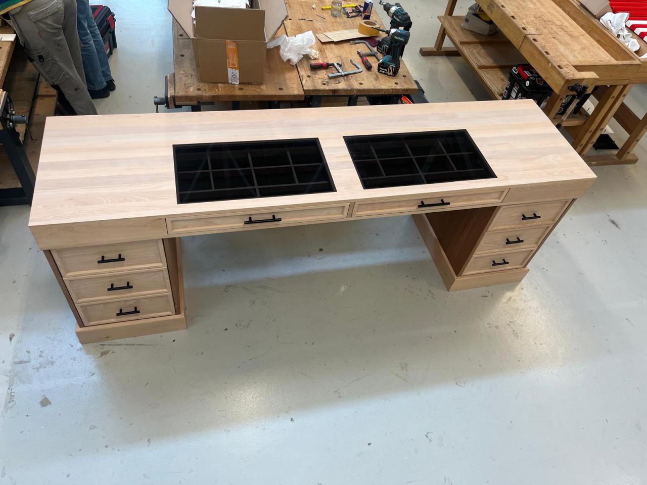 Te koop, bureau