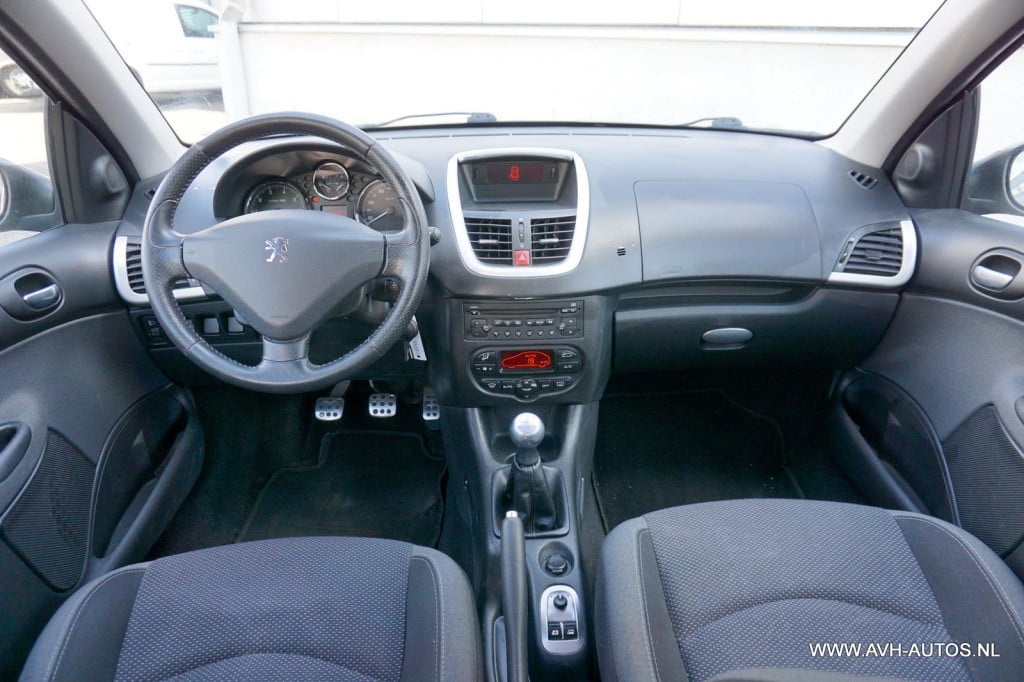 Peugeot 206 + 1.4 xs