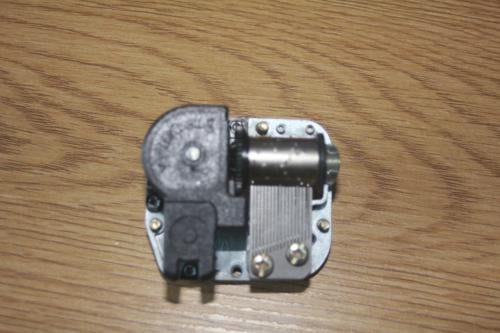 Yunsheng,,muziek element voor bv muziekdoos