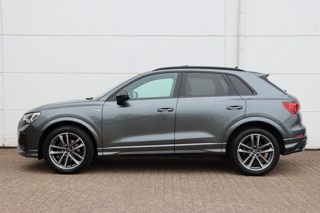 Audi Q3 35 tfsi s edition 150pk s-tronic