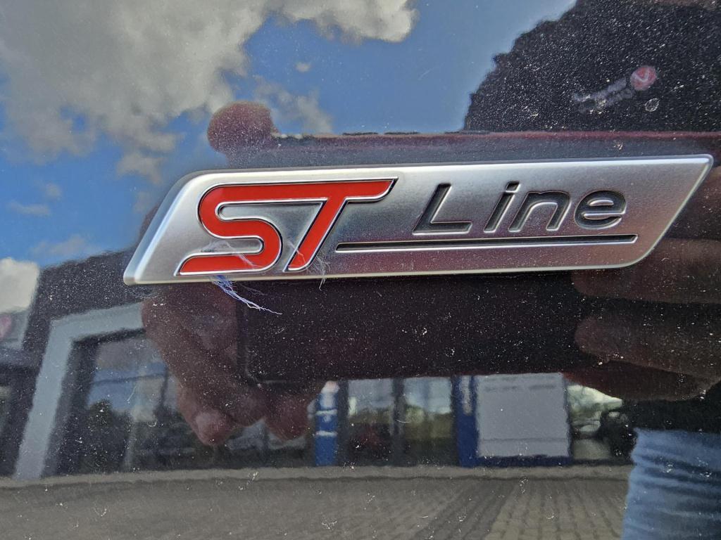 Ford Puma 1.0 ecoboost hybrid st-line x