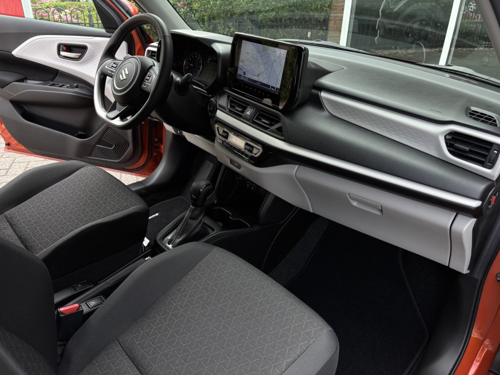 Suzuki Swift automaat 1.2 select smart hybrid