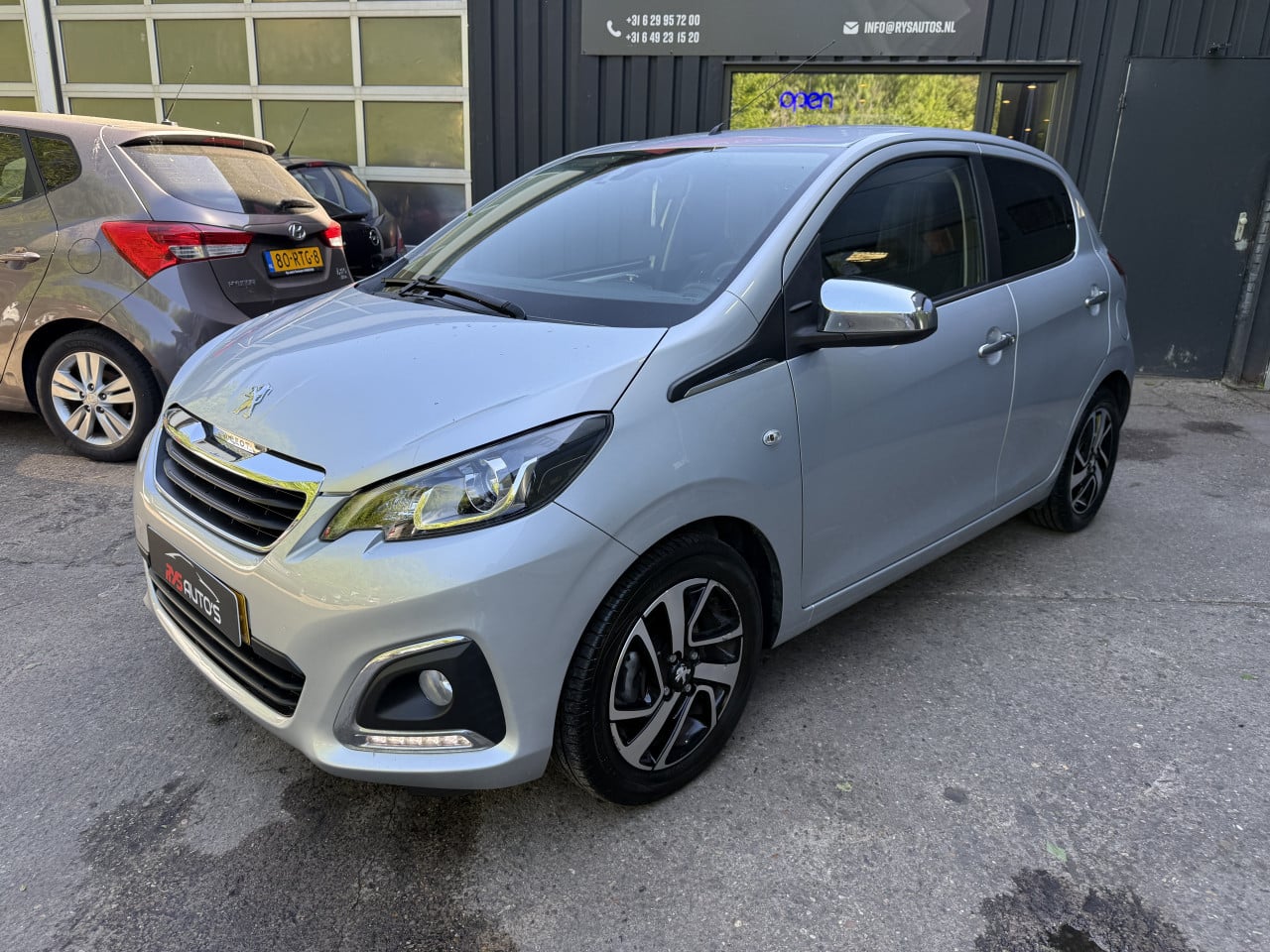 Peugeot 108 1.0 e- VTi Automaat/ Led/ Scherm/ Lane/ Airco/ Full option