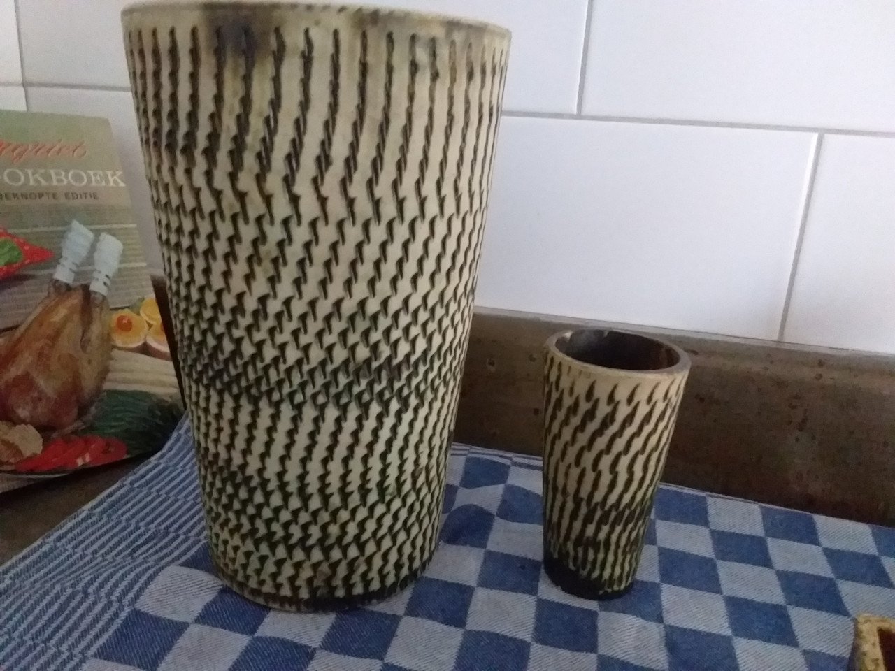Vintage bloempotten berkenbast boomschors