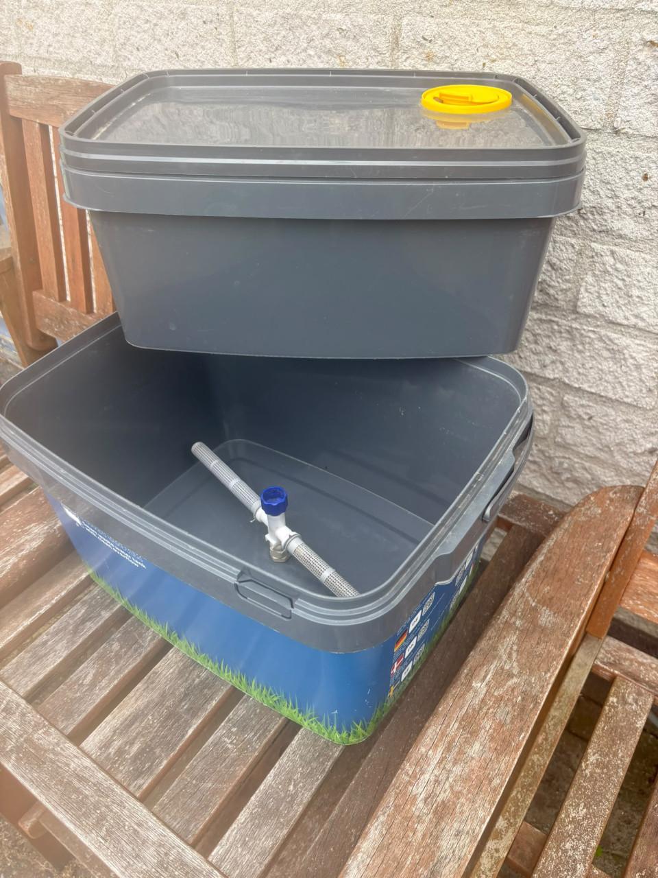 Smart tank