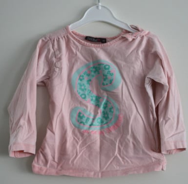 Roos truitje met print maat 86