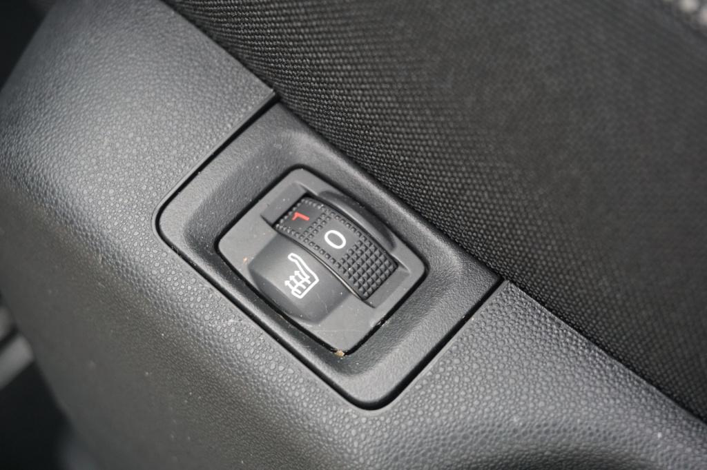 Citroen C3 1.2 puretech saint james climate / cruise / stoelverw. / parkeer