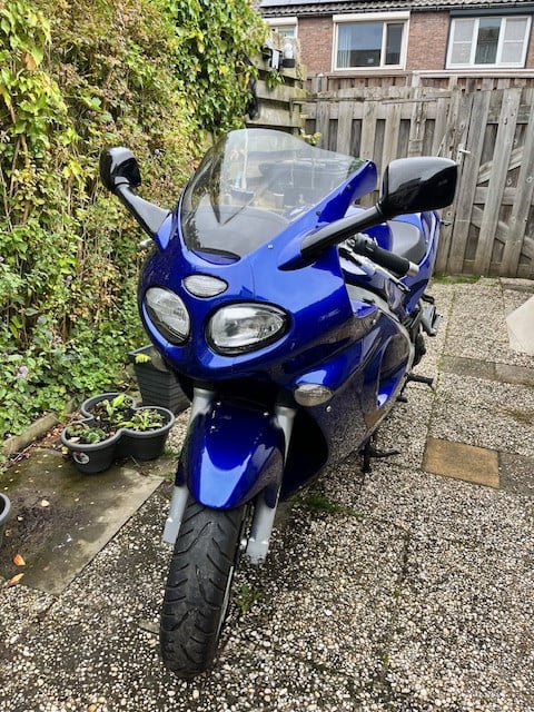 Te koop: Triumph sprint st 955i