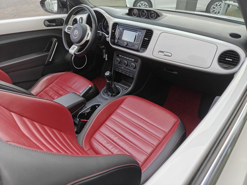 Volkswagen New Beetle cabriolet 1.4 tsi sport fender/clima/cruise