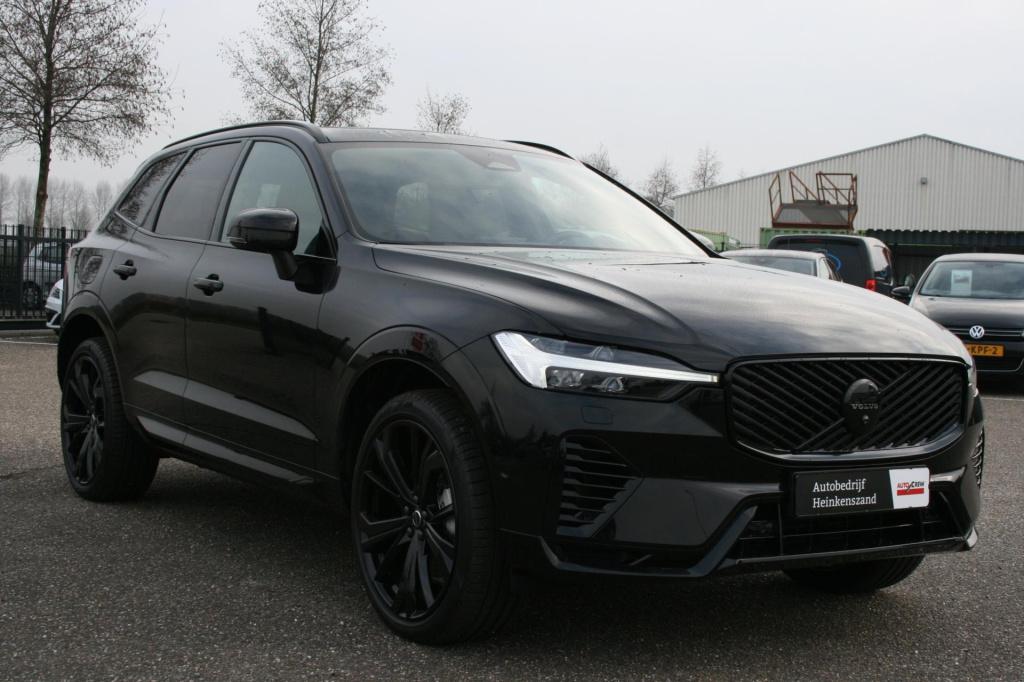 Volvo XC60 2.0 t6 plug-in hybrid awd plus black edition / nieuw / model 202