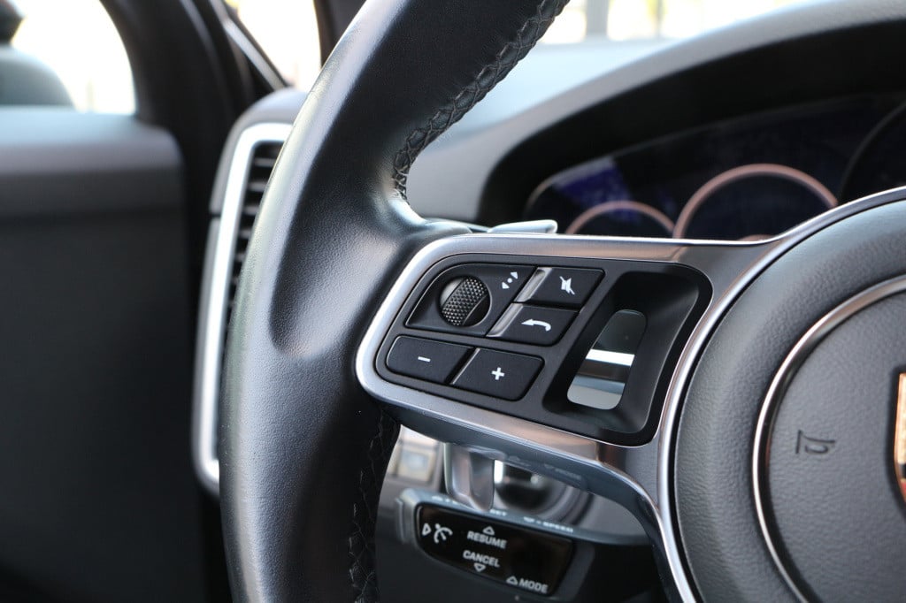 Porsche Cayenne 3.0 340pk trekhaak | all black | 22 inch