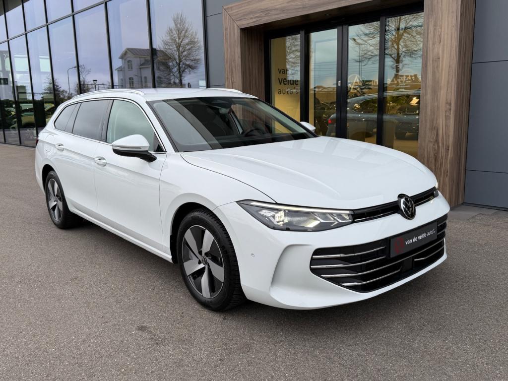 Volkswagen Passat variant 1.5 ehybrid business | dode hoek | camera | trekh