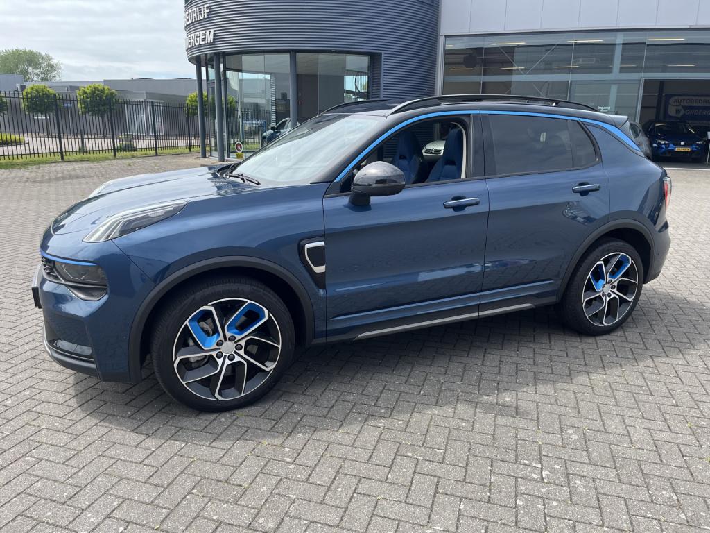 Lynk & Co 01 1.5 262 pk phev navi 360gr schuifdak 1e eigenaar