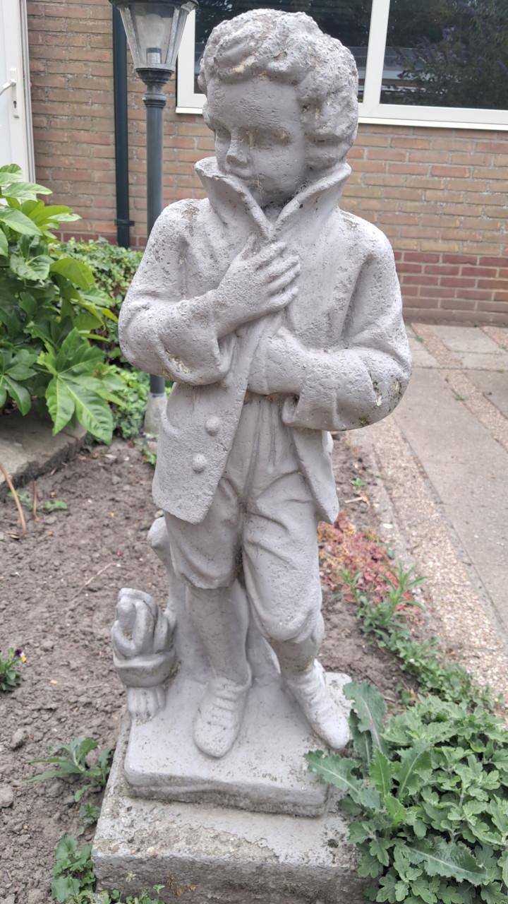 Tuinornament winter boy