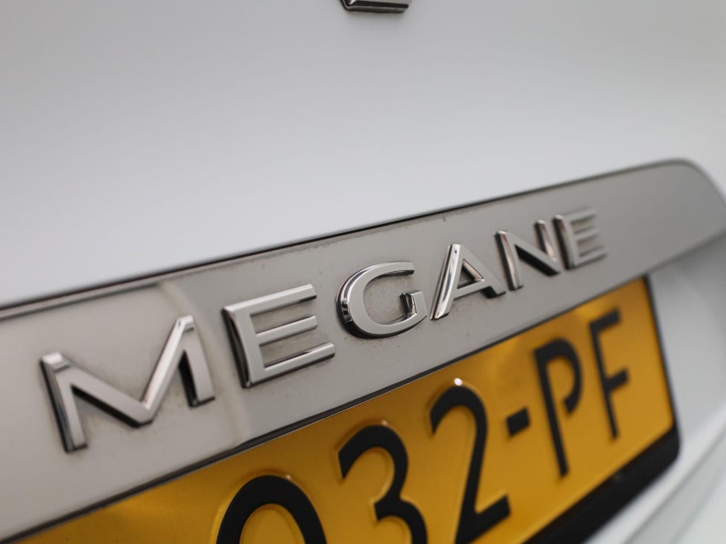 Renault Megane 1.0 tce intens | navigatie | apple carplay / android auto | 