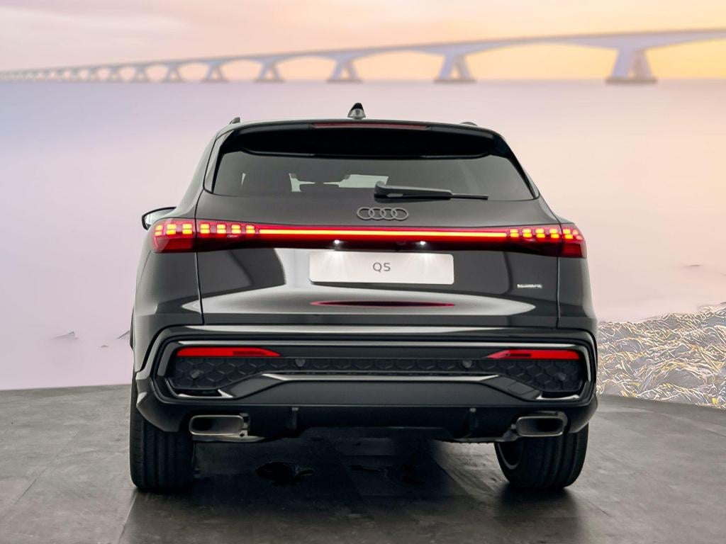 Audi Q5 s edition e-hybrid 220 kw / 299 pk suv 7 versn. s-