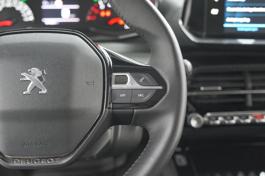 Peugeot 208 puretech 100 pk allure | apple carplay | parkeersensoren | lich