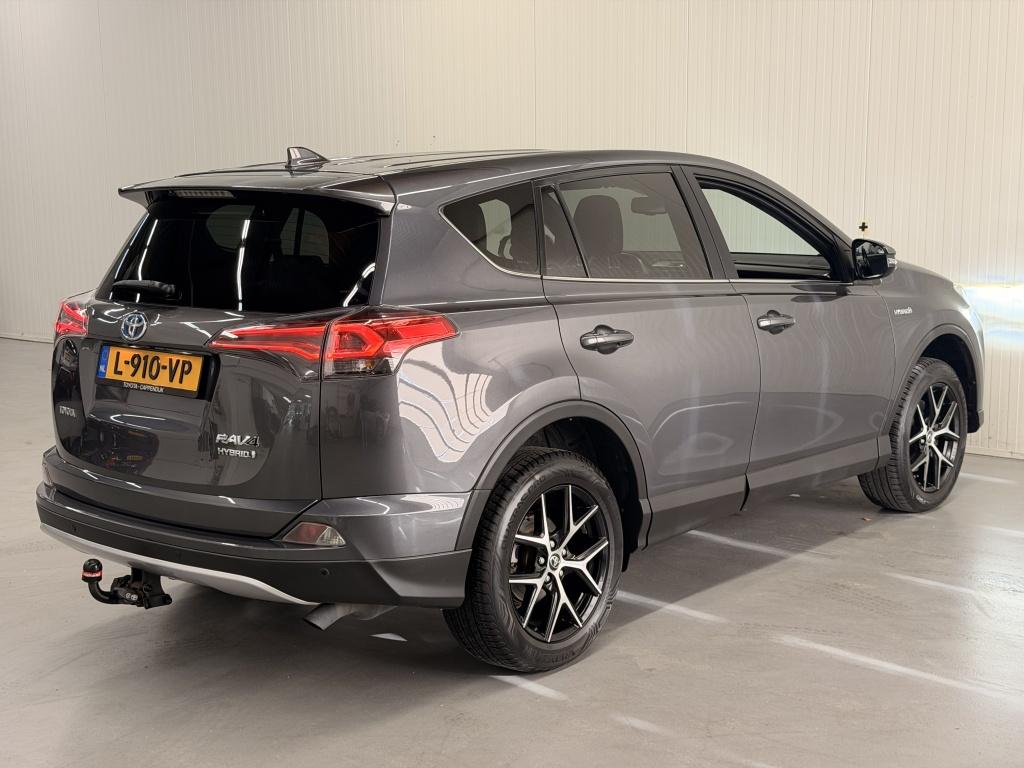 Toyota Rav4 2.5 hybrid awd style