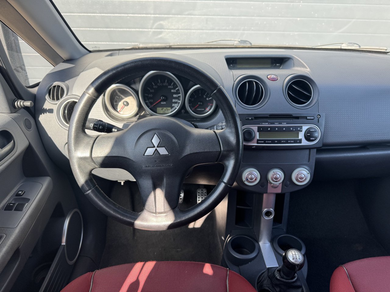 Mitsubishi Colt 1.3 CZ5 2005 Zwart Airco Apk Isofix Nap