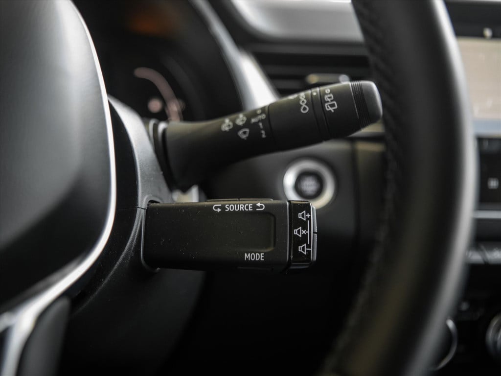 Renault Captur tce 140pk techno automaat | navigatie | camera | carplay | p