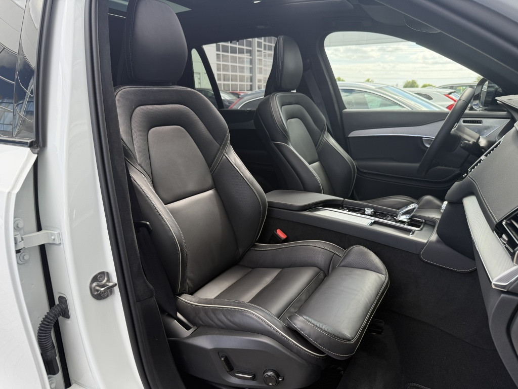 Volvo XC90 t8 455pk recharge ultra dark| full options ! luchtvering b&w sou