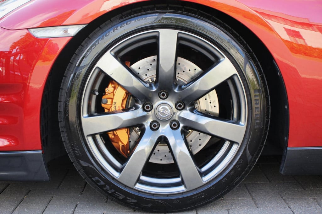 Nissan Gt-r 3.8 v6 premium - actieprijs: €72.645,- t/m 20 augustus!