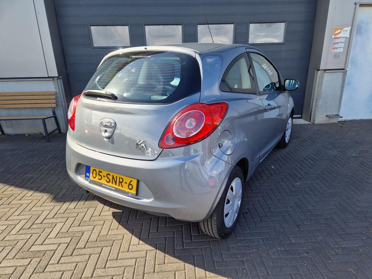 TE KOOP FORD KA 1.2 COOL&SOUND