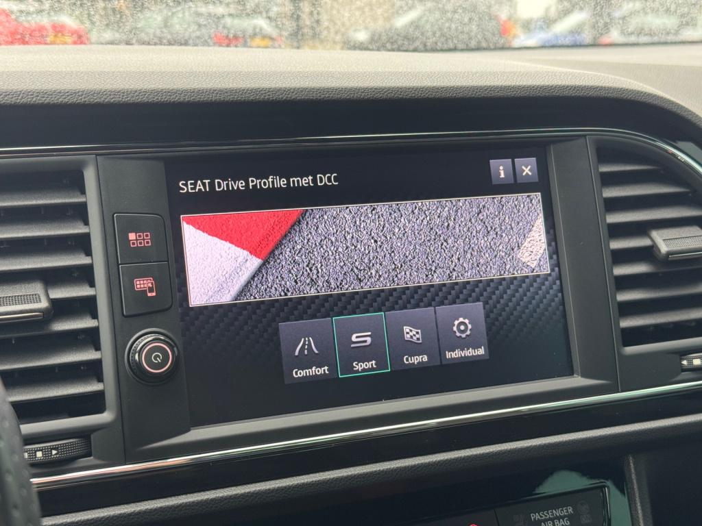 Seat Leon 2.0 tsi cupra * keyless * camera * carplay * stoelverwarming