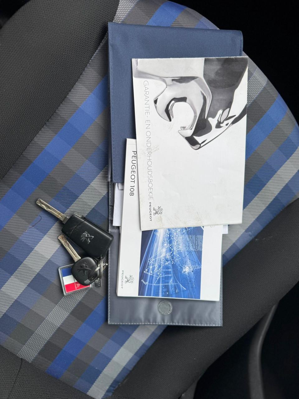 TE KOOP PEUGEOT 108 1.0 VTI ALLURE APK TOT JULI 2027 EURO 6