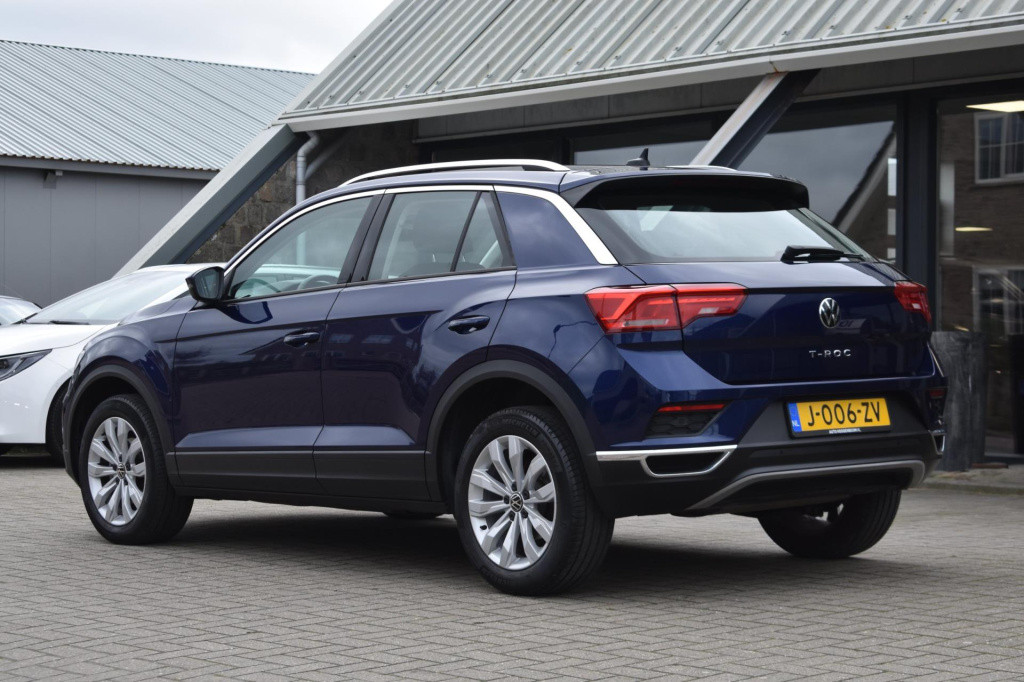 Volkswagen T-roc 1.0 tsi style | apple carplay | navigatie | adaptieve crui
