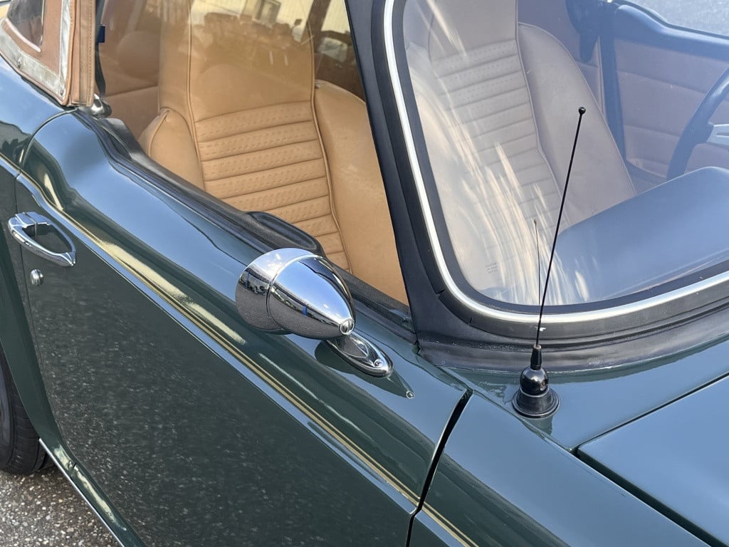 Triumph TR6 soft top