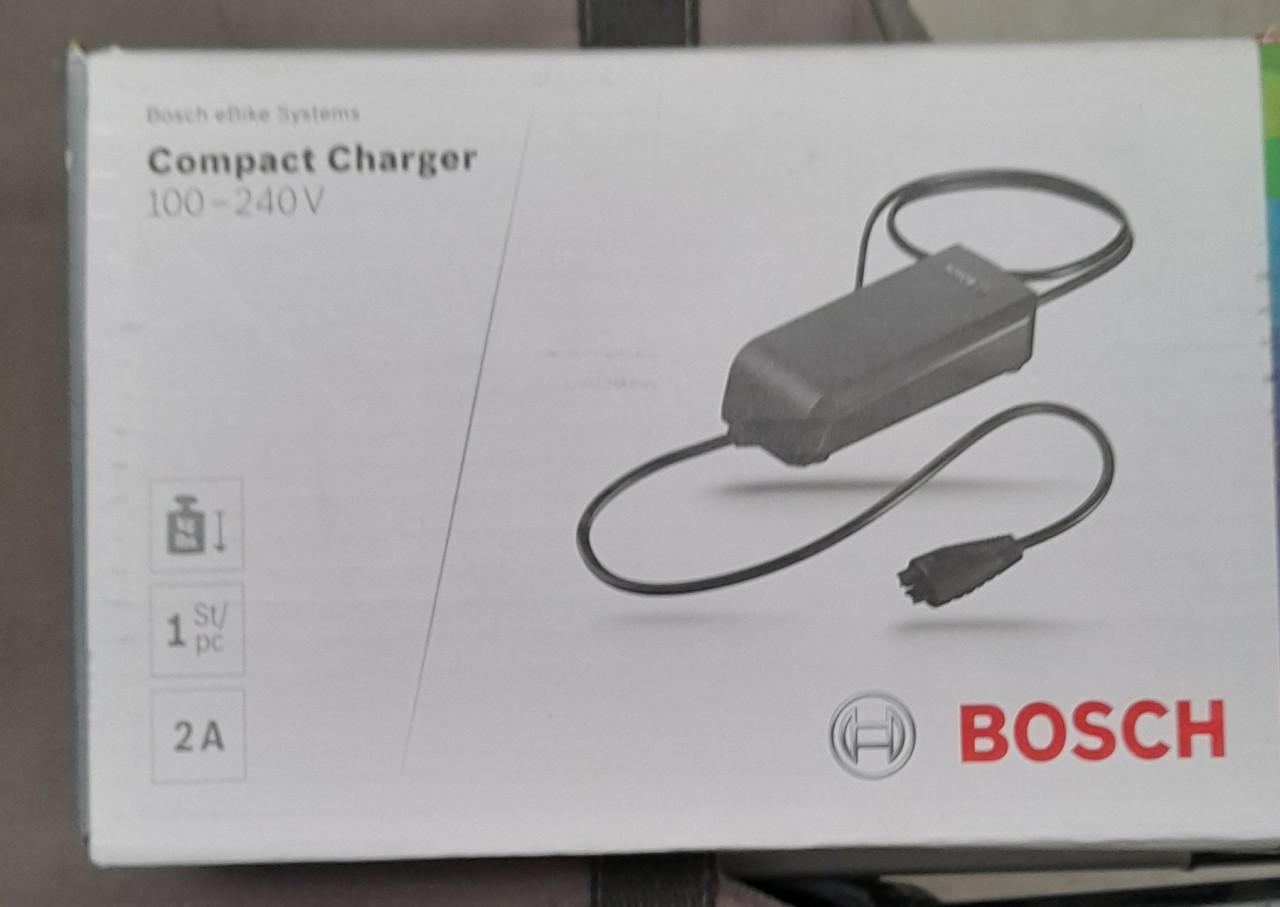 Nieuwe Bosch oplader.