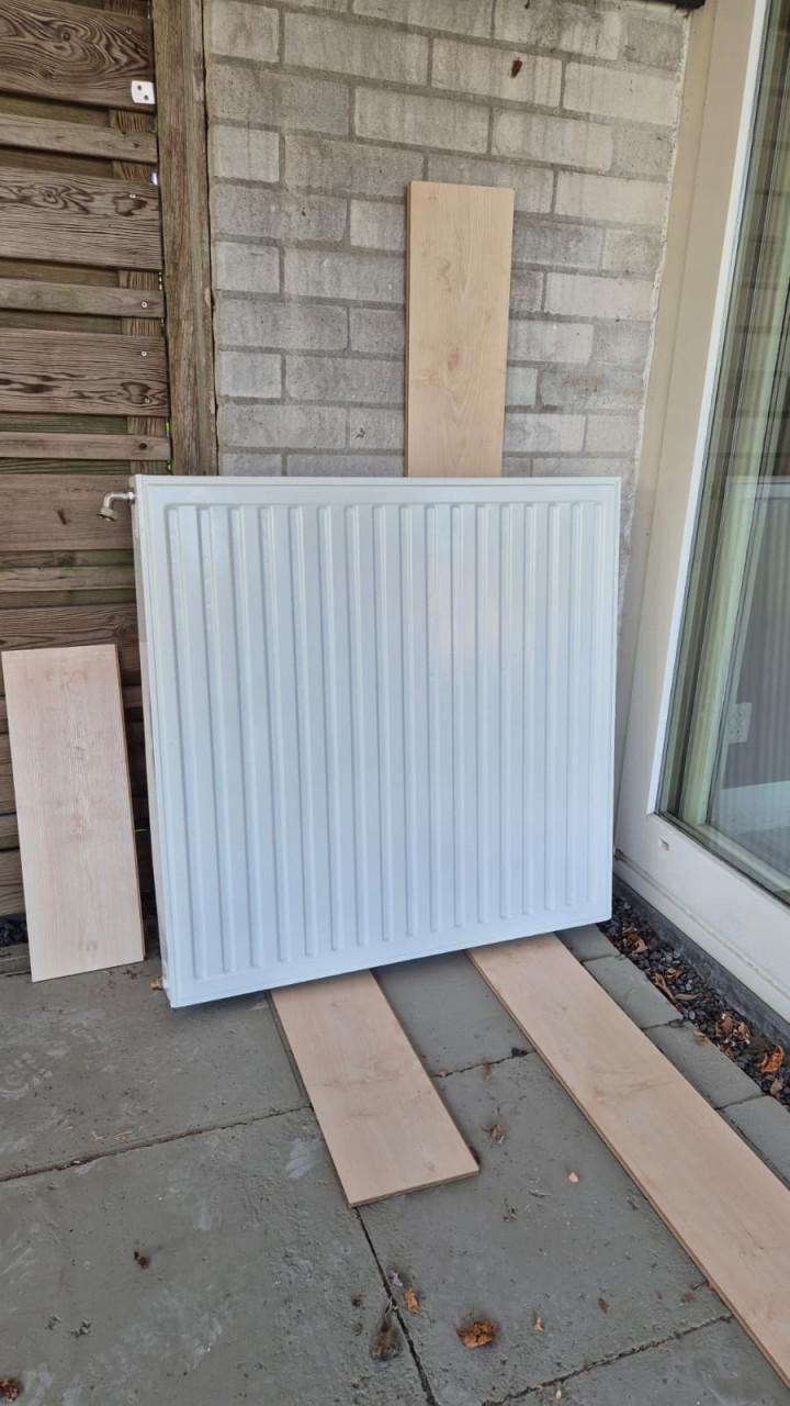 5 radiatoren incl toebehoren