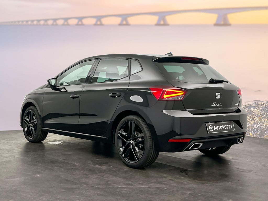 Seat Ibiza fr business connect 1.0 85 kw / 115 pk ecotsi hatc